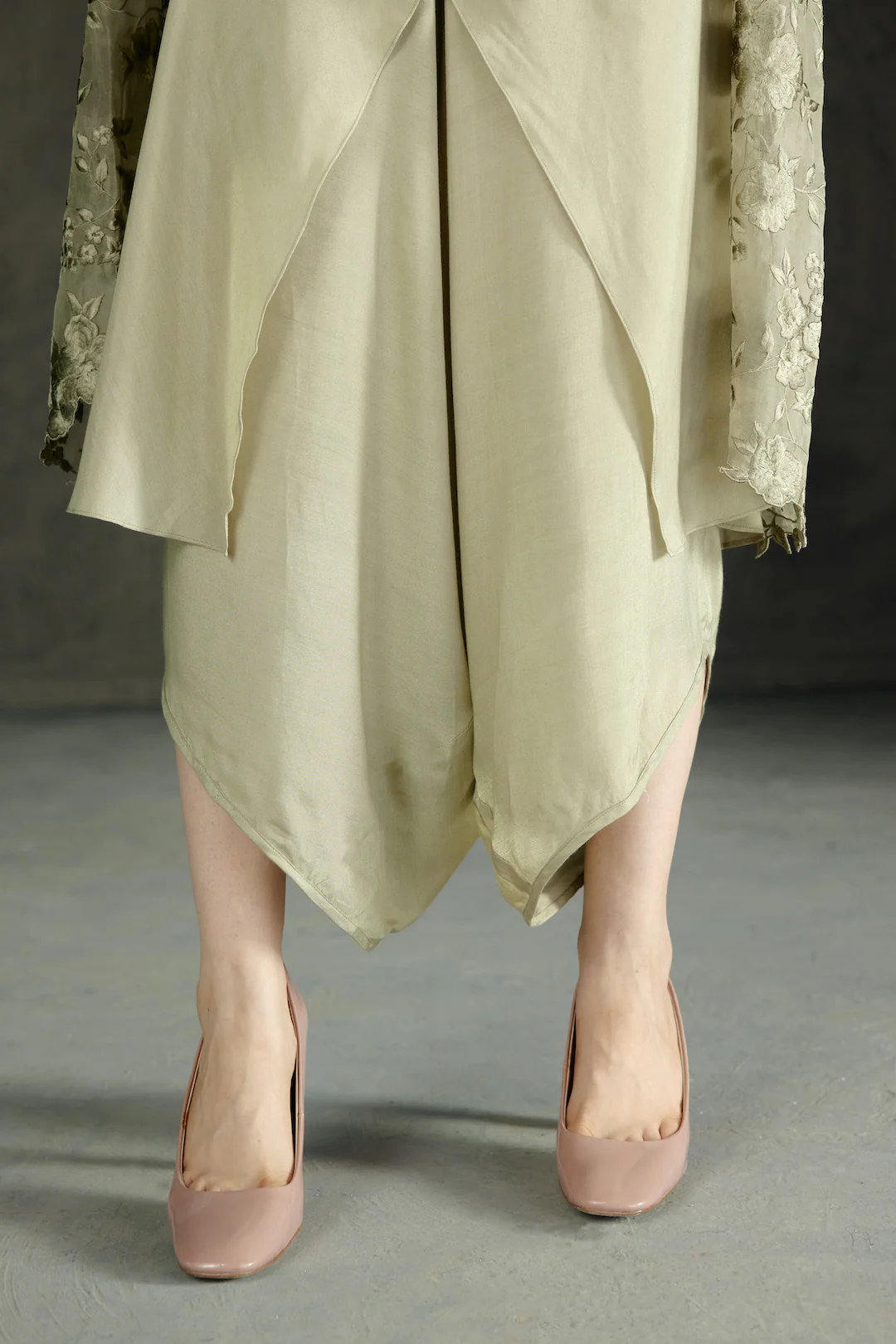 Amelia - Image 7