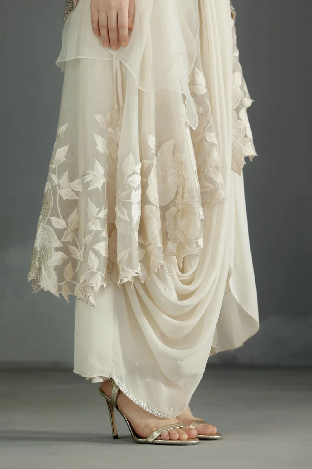 LINDA SARI - Image 7
