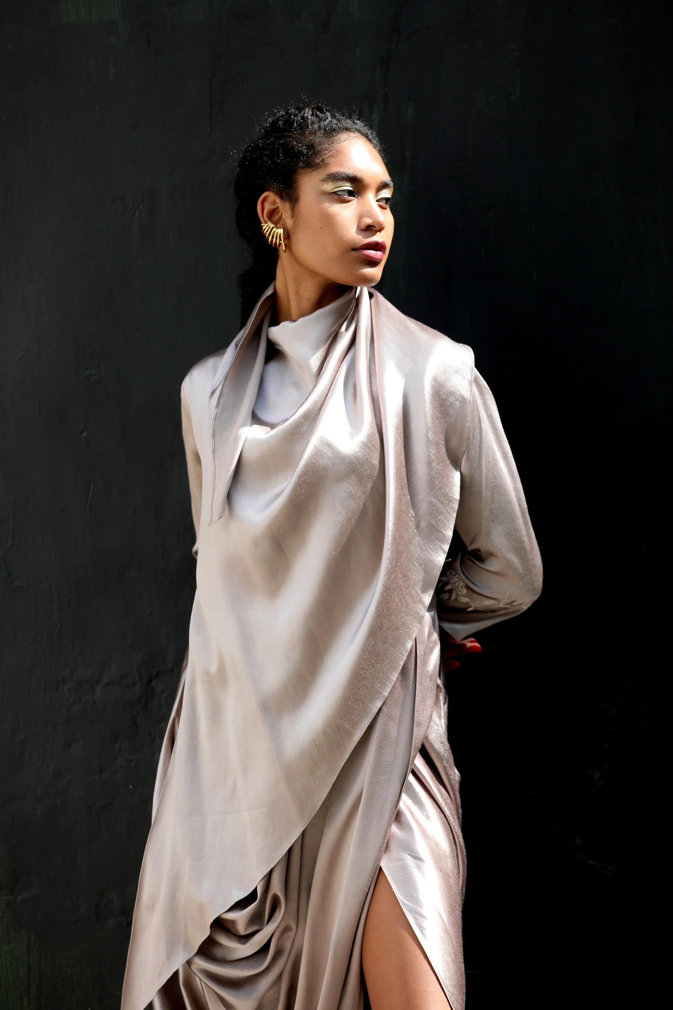 Drape Beatrice with trench - Image 7