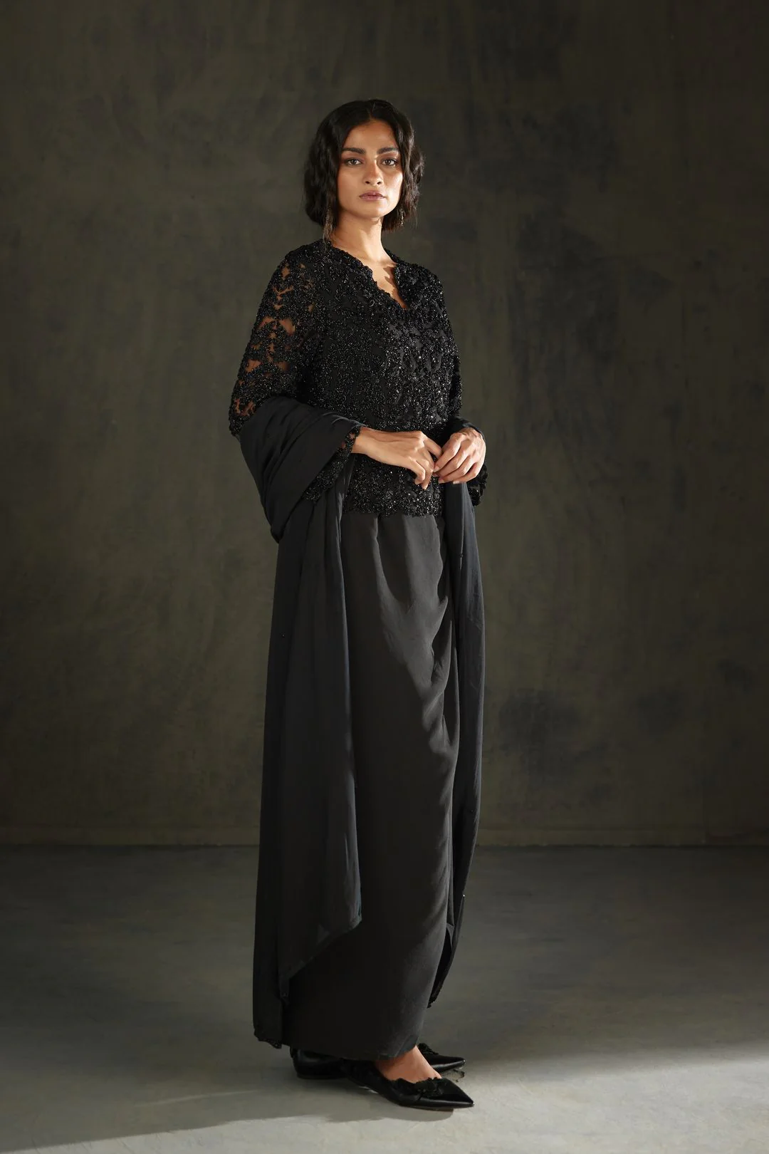 Esther - Image 12