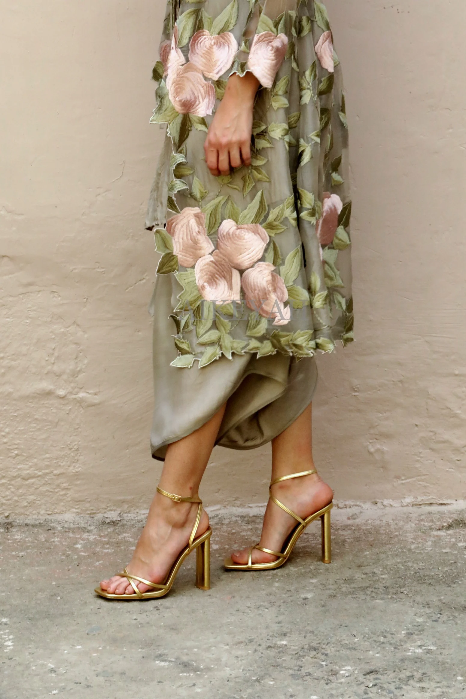 Grace - Image 7