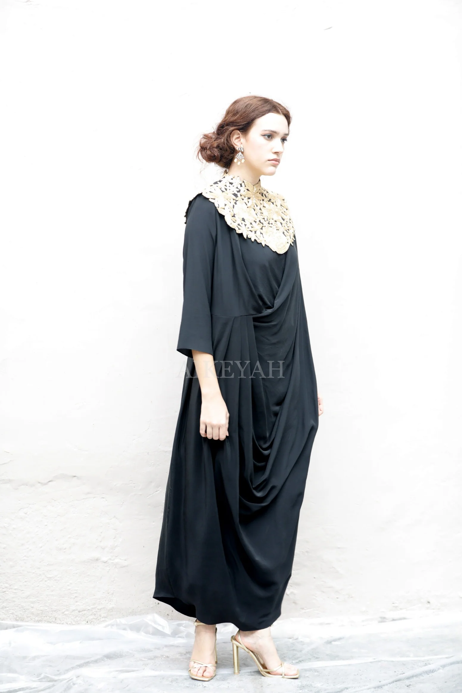 Larissa - Image 5