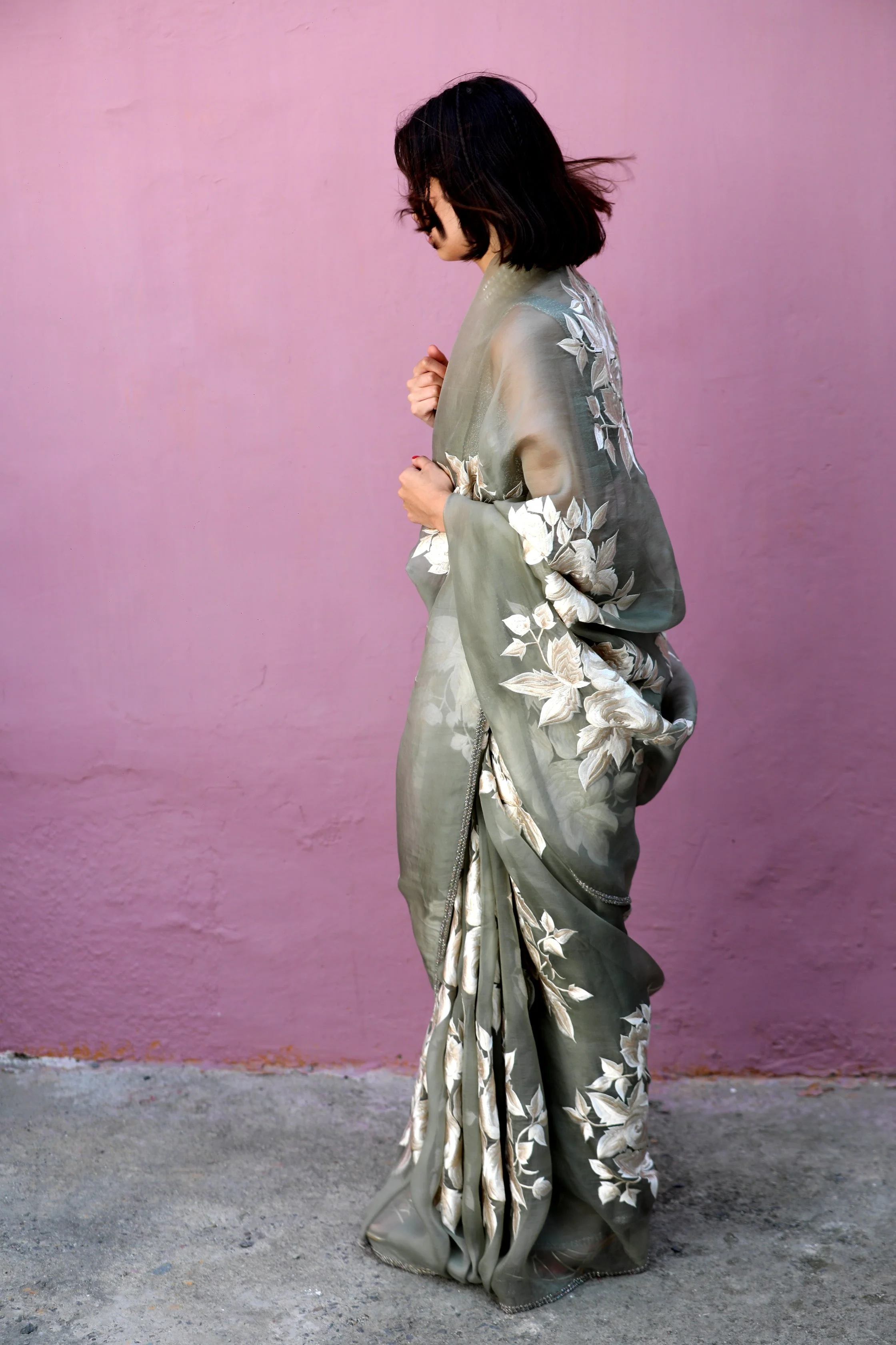 Roselle Sari - Image 3