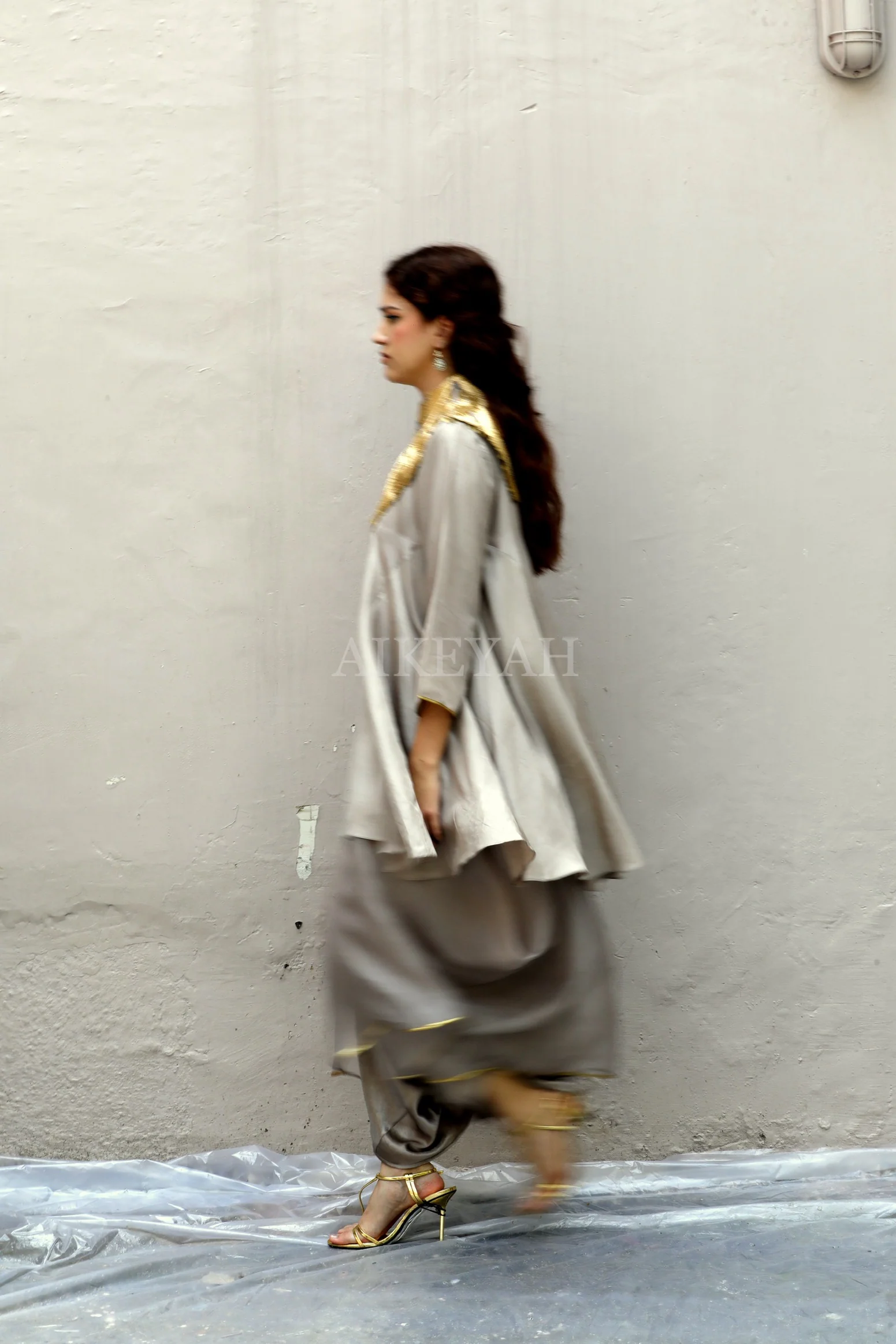 Vari - Image 10